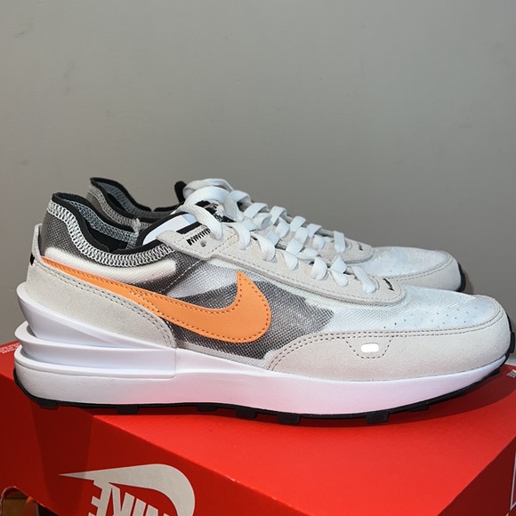 Nike waffle one